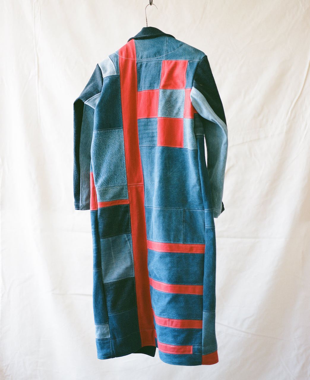red and blue duster
